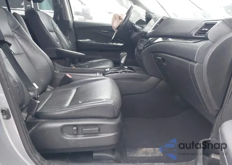 2019 Honda Ridgeline Rtl-E z USA, uszkodzony, nr VIN 5FPYK3F72KB038196